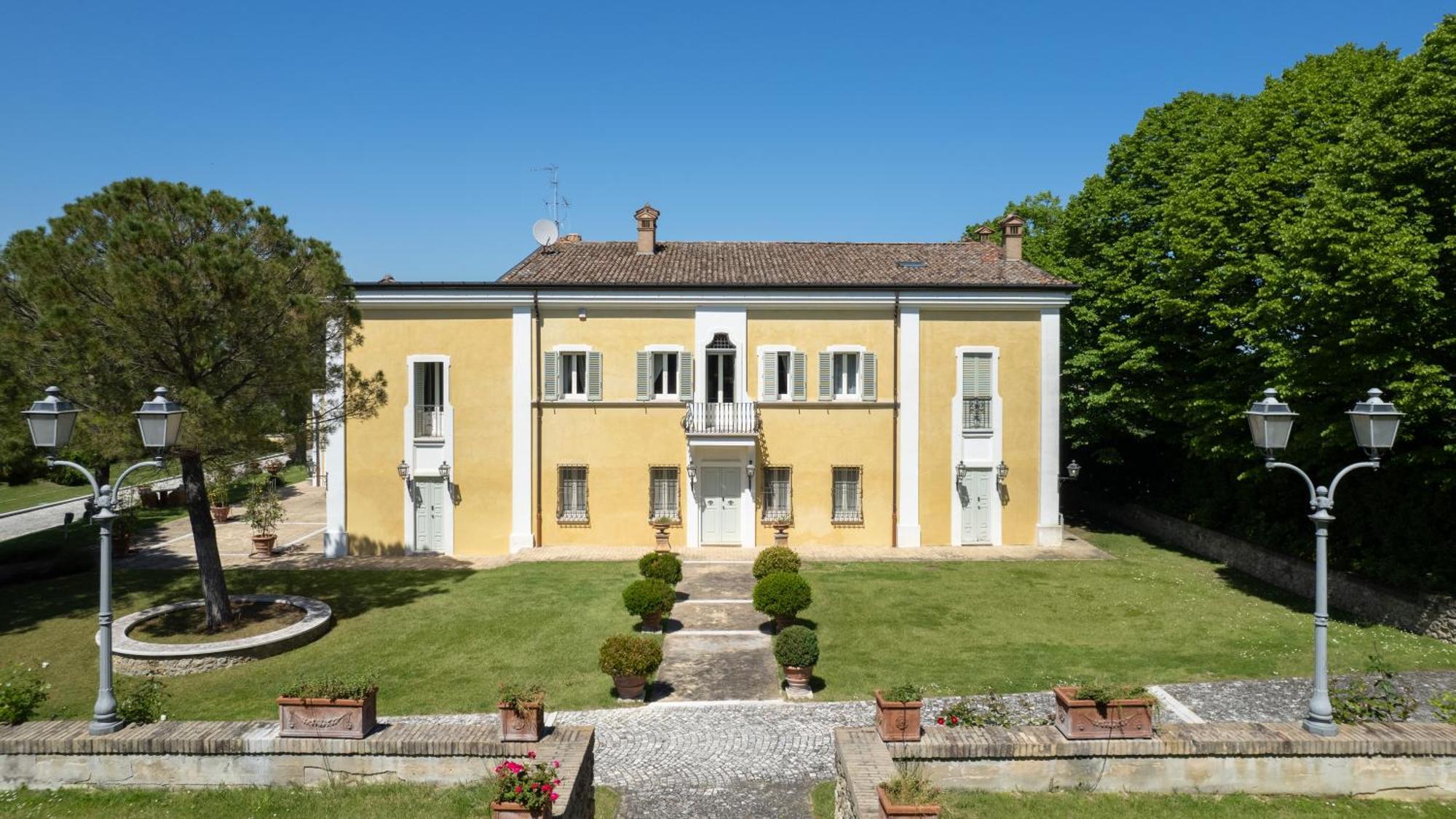 Tenuta Bagni De' Consoli 24, Emma Villas Bertinoro Exterior foto